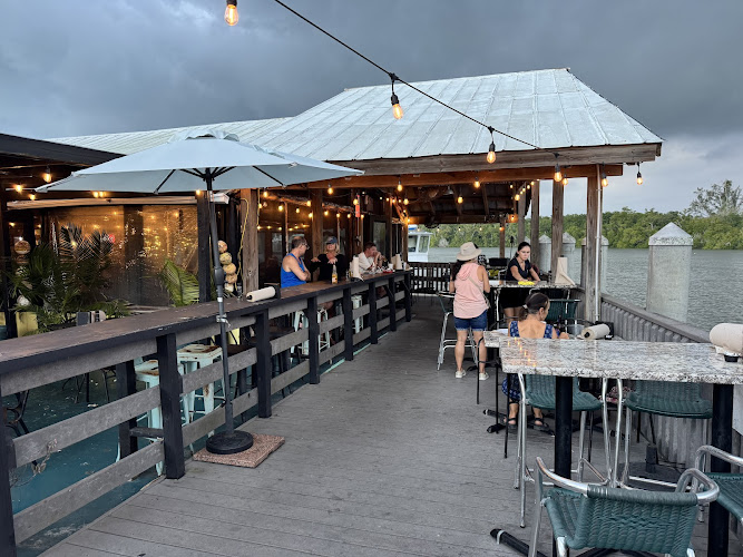 Camellia Street Grill 202 Camellia St W, Everglades City, FL 34139, United States +1 239-695-2003